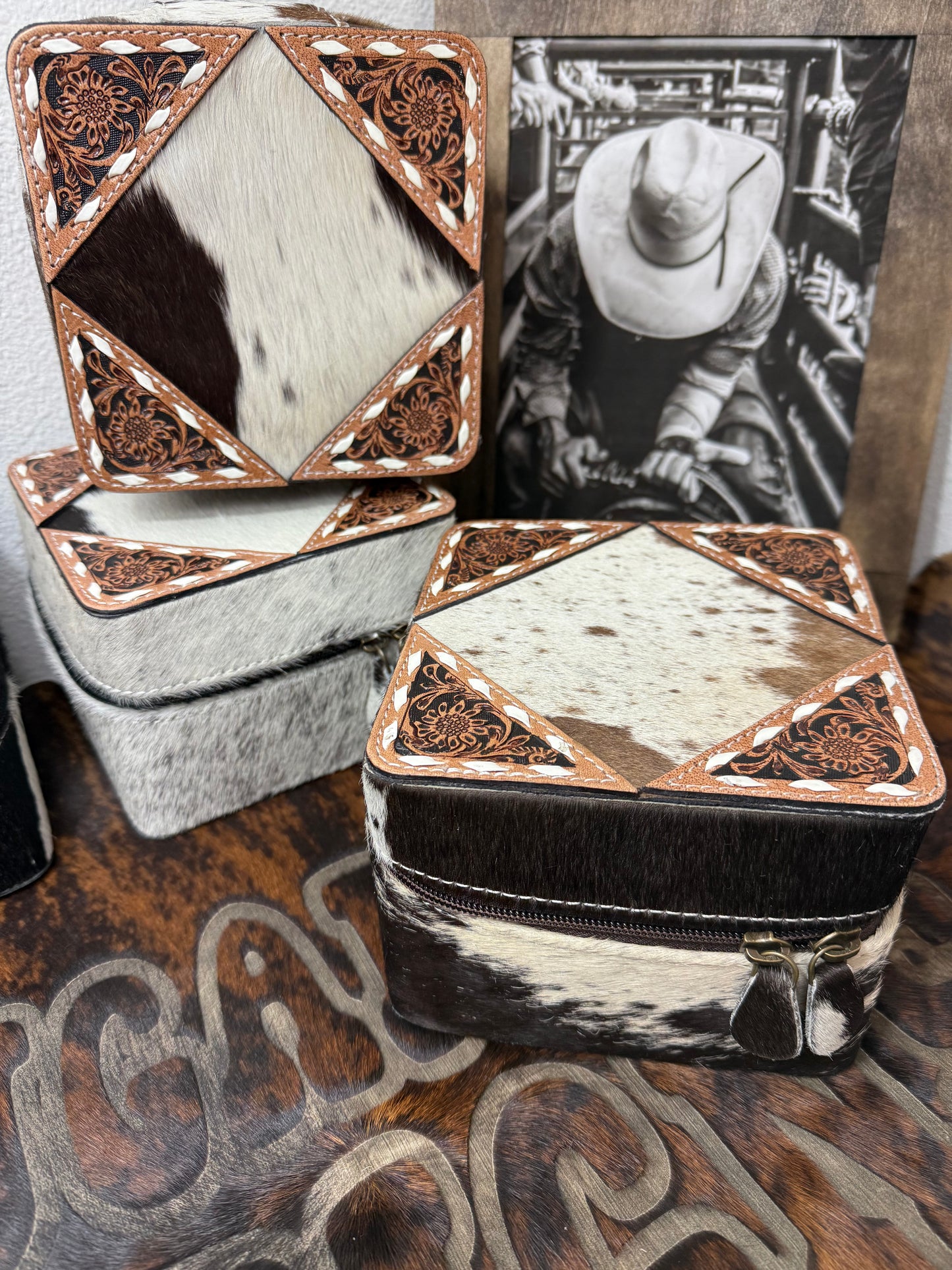 Large Cowhide Jewelry Box