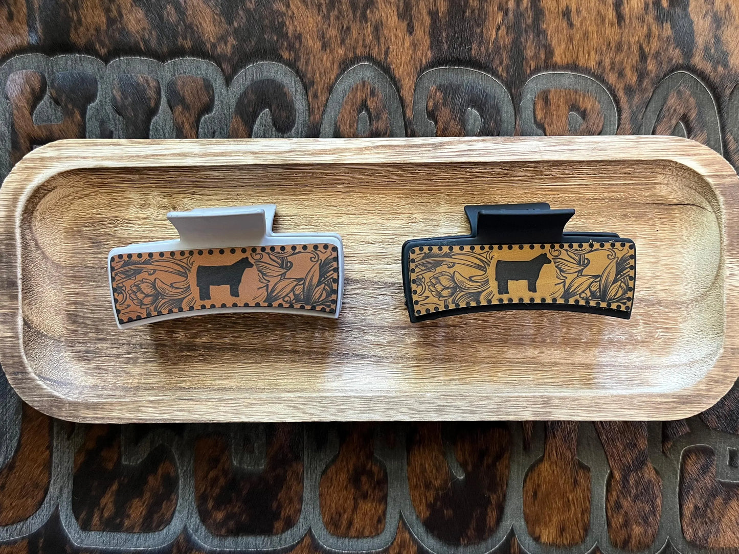 Show Cow Claw Clip - Laser Engraved